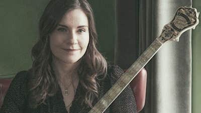 Foremost tenor banjo player Elaine Reilly