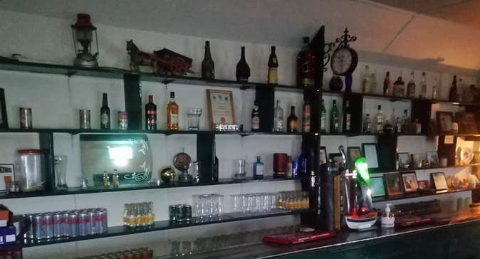 Old style bar at Teach Chonghoile