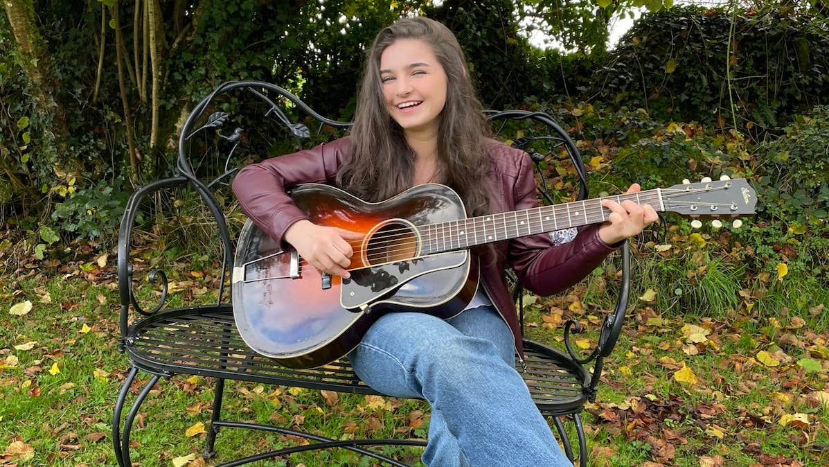 Muireann Bradley an Irish musician from County Donegal who plays and sings country blues and ragtime guitar from the 1920s, 1930s and 1940s in the fingerpicking style of the original artists.
