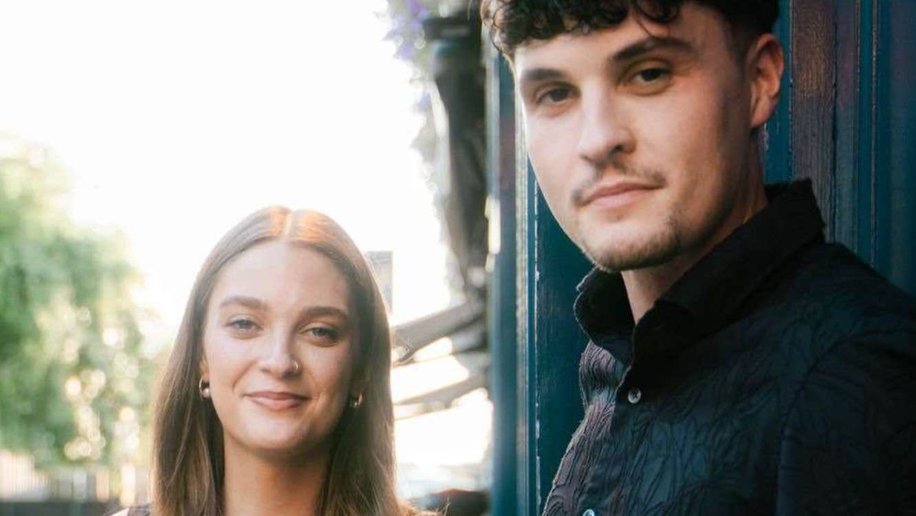 Traditional singers and instrumentalists Caoimhe and Séamus Uí Fhlatharta