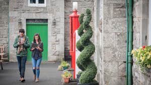 Image of couple on heritage trail