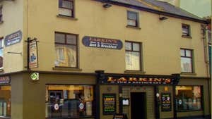Larkins Pub Restaurant B&B