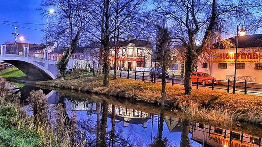 The exterior of Buckley Cycles