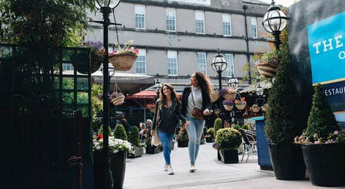 Two friends hanging out in Cork City