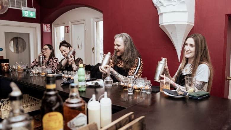 Winter Irish Whiskey Cocktail Masterclass