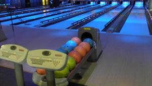 Bundoran Glowbowl and Macks Amusements Complex