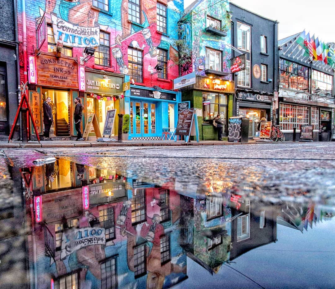 Stroll along Temple Bar for its cobbled streets, colourful shops, and quirky buildings.