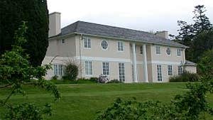 Knockreer House And Gardens