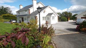 Hawthorn Lodge