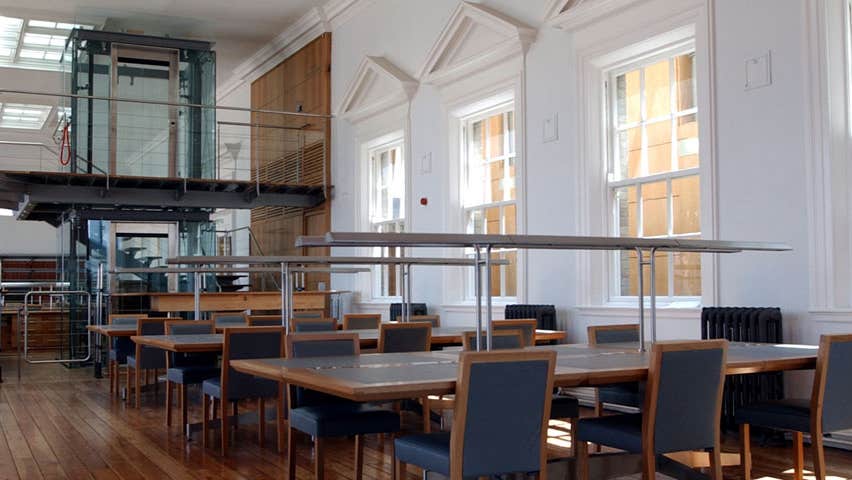Image of The Reading Room at Pearse Street Libary