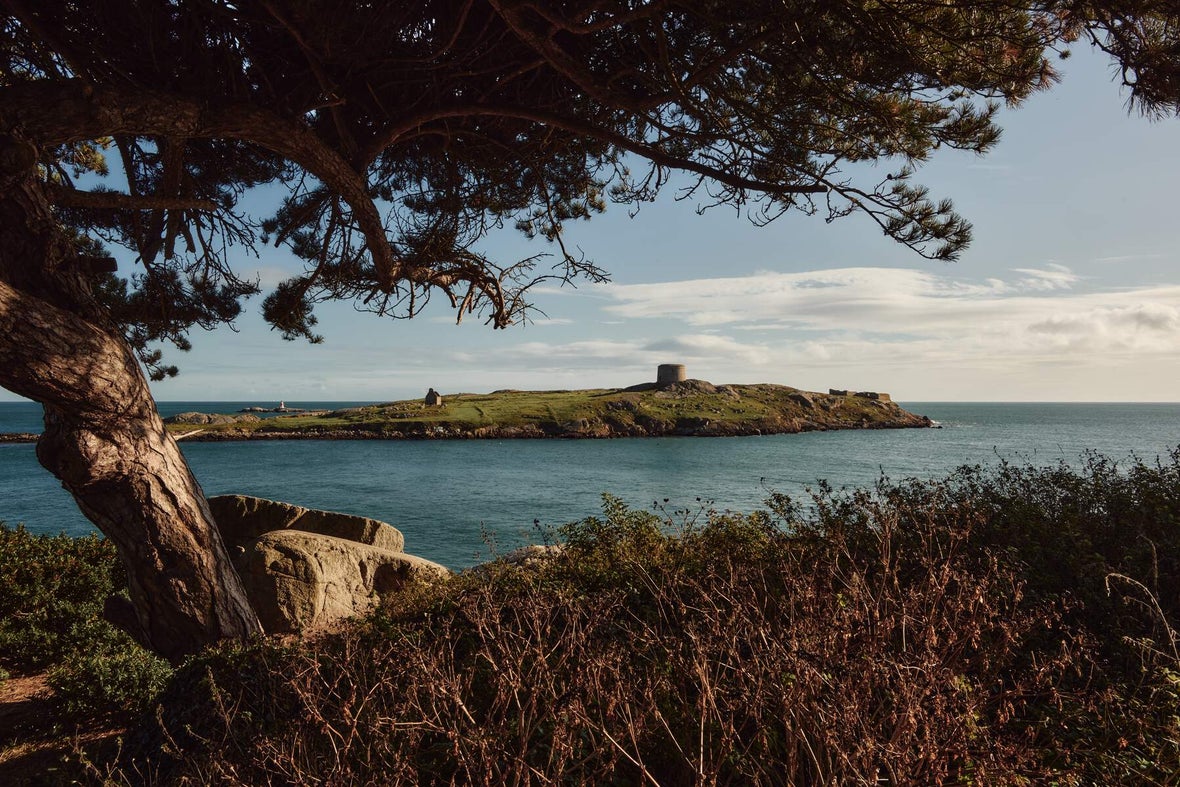 An image of the Irish Sea from a viewpoint in Dalkey.