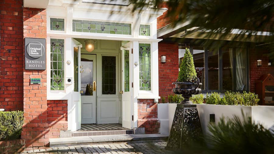 Randles Hotel Entrance