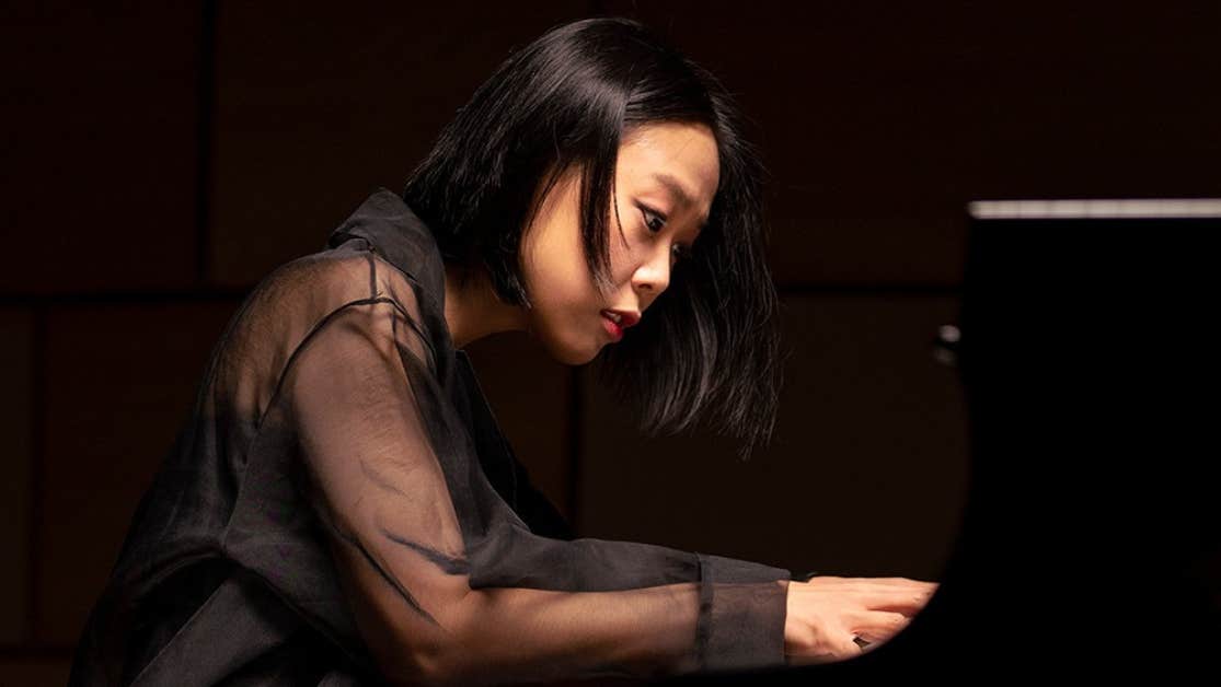 Pianist Yeol Eum Son in concert