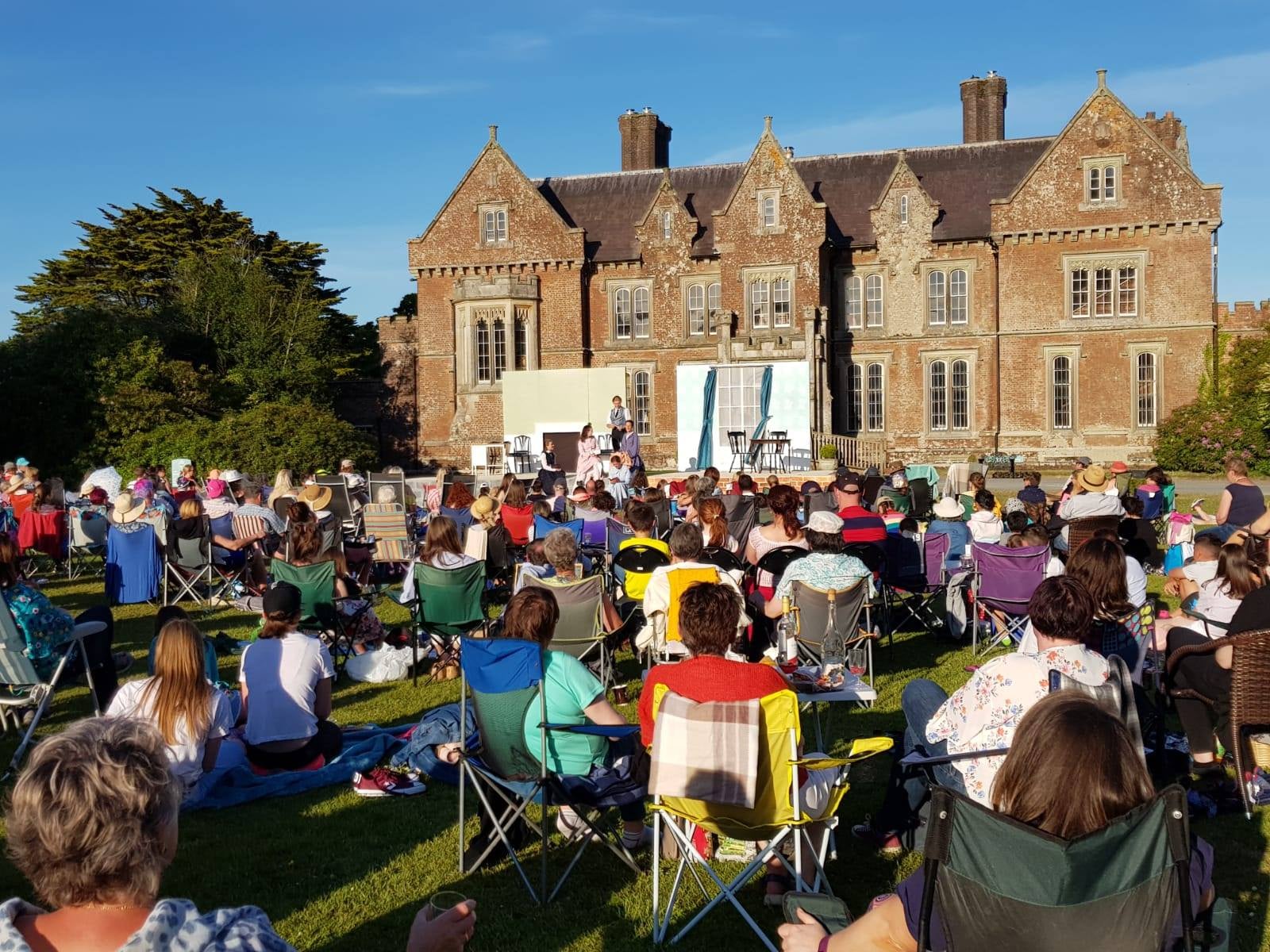 Enjoy an unforgettable night of open air theatre at Wells House and Gardens and enjoy the timeless fairytale "Beauty and the Beast" this summer in the stunning setting of Wells House and Gardens, Co Wexford