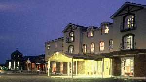 WOODLANDS HOTEL