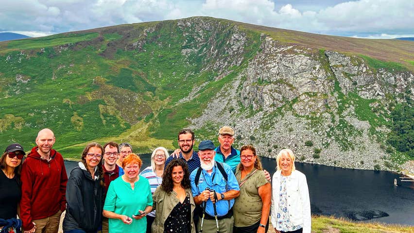 A group on tour with Your Irish Tour at the guinness lake.