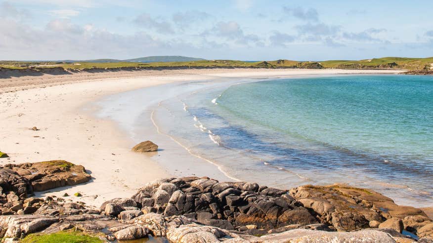 Clear water and golden sand at Dog's Bay Beach, Galway