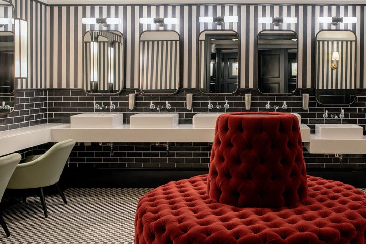 ladies bathroom