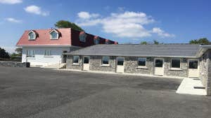 The Red Cottage & Stables