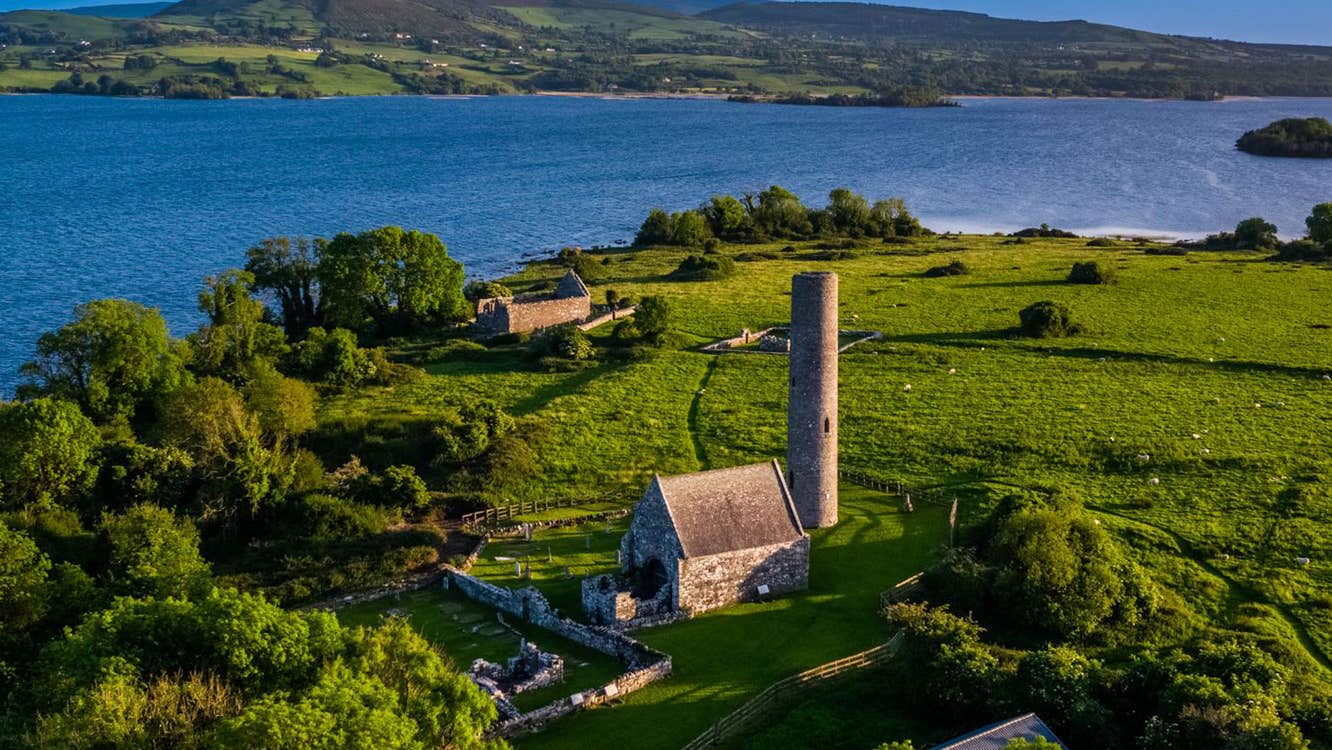 The church and round tower on Inis Cealtra