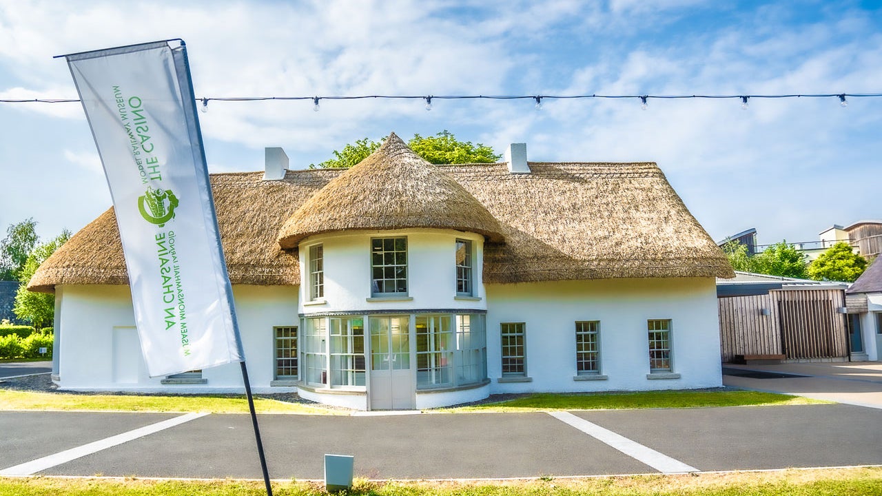 Thatched cottage which is home to the Casino Model Railway Museum