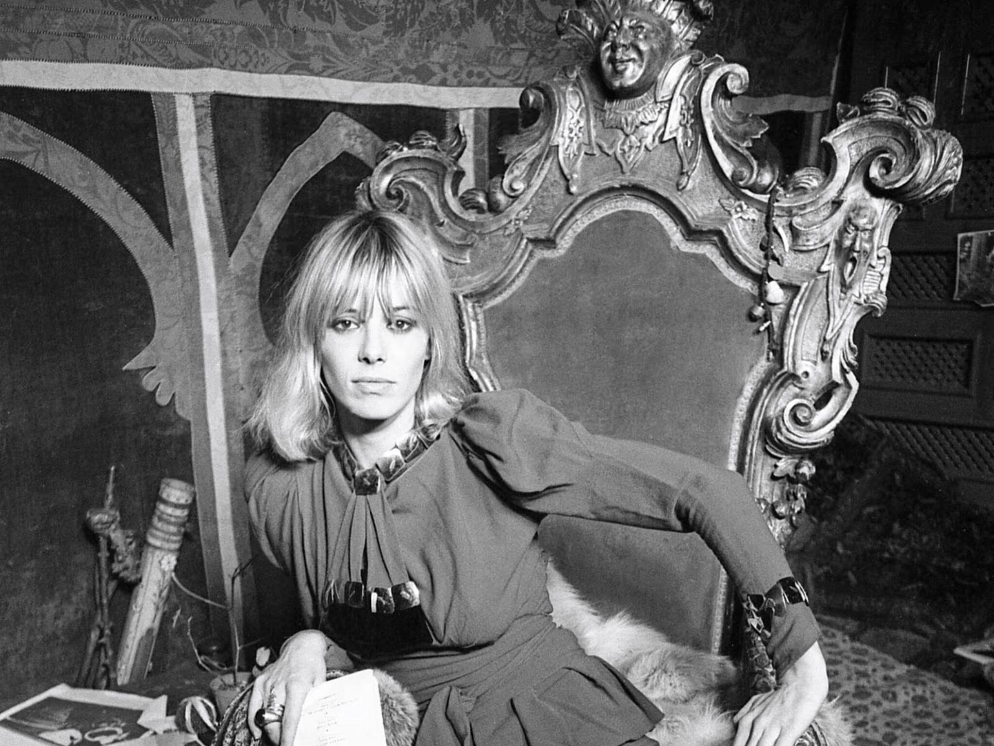 A black-and-white picture of Anita Pallenberg.
