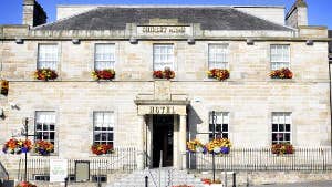 Shirley Arms Hotel