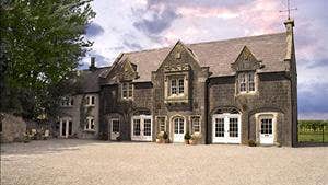 The Coach Yard - Number 1