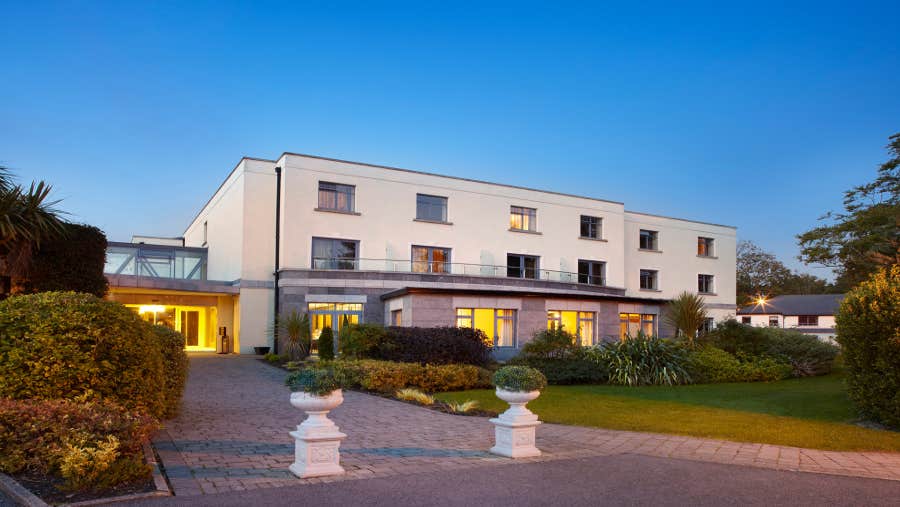 Exterior image of the hotel.