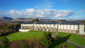 Sneem Hotel