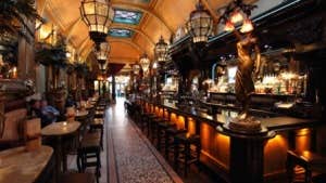 Cafe En Seine
