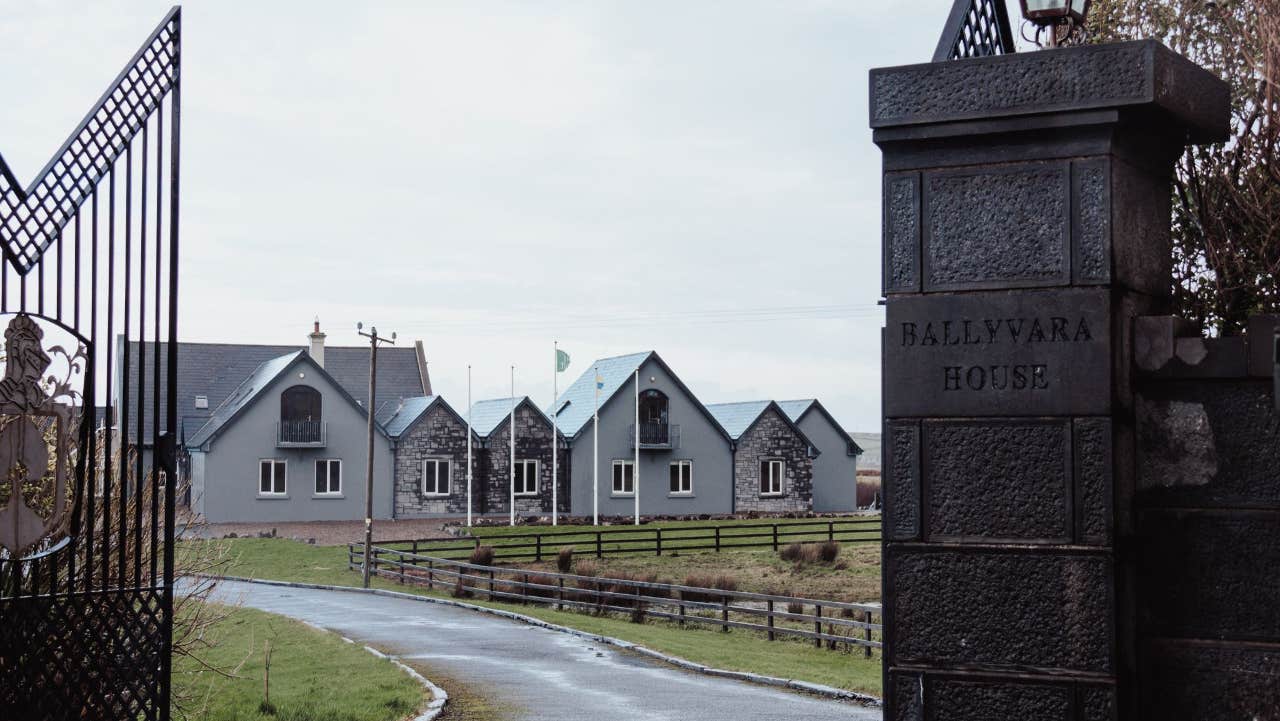 Front view of property