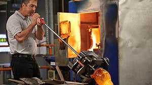 Waterford Crystal & Kilkenny City Tour - Railtours Ireland First Class!