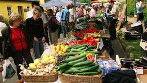 Macreddin Village Food Market