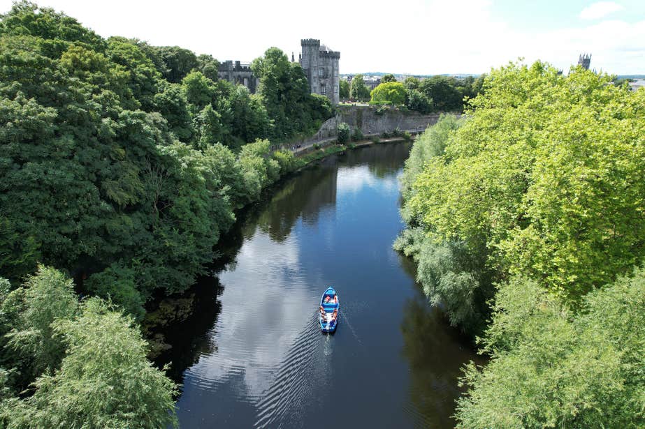 Aerial image of a boat trip sailing down the River Nore in County Kilkenny.