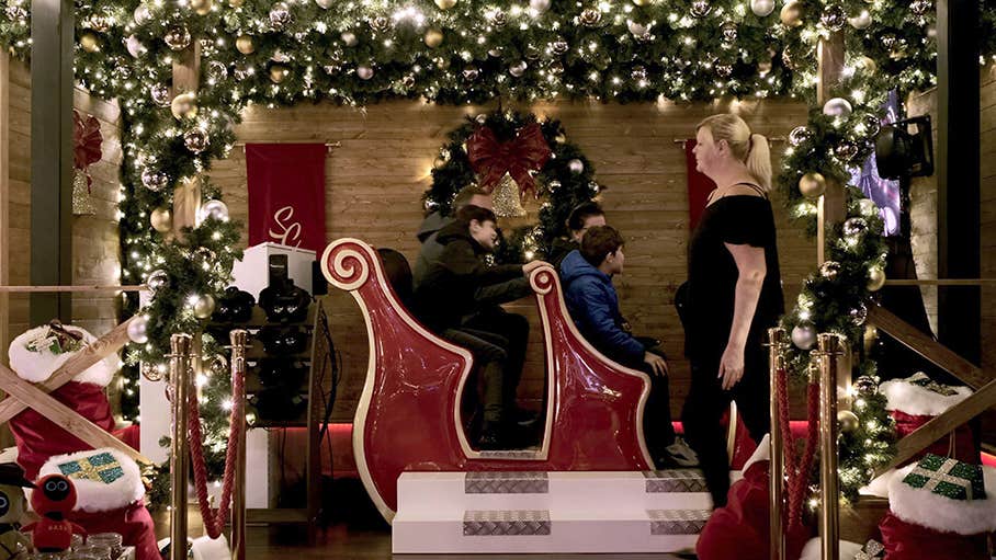 Santa's Magical Sleigh Ride - Virtual Reality