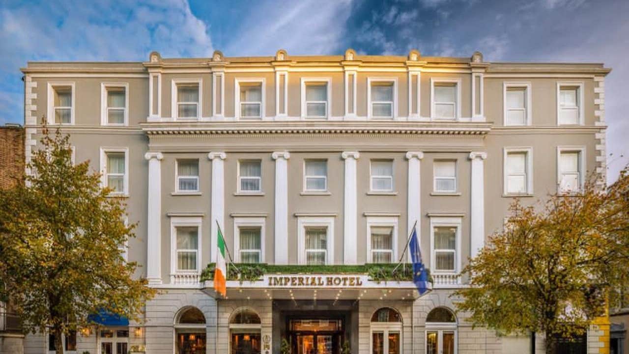 Front view of property