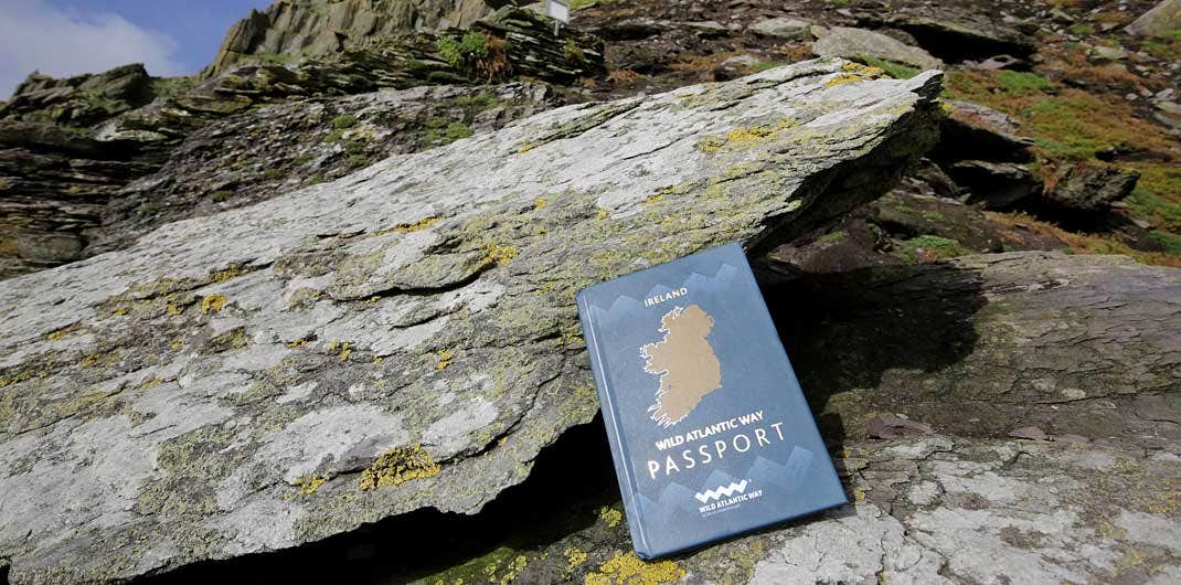 Image of the hardcover Wild Atlantic Way Passport
