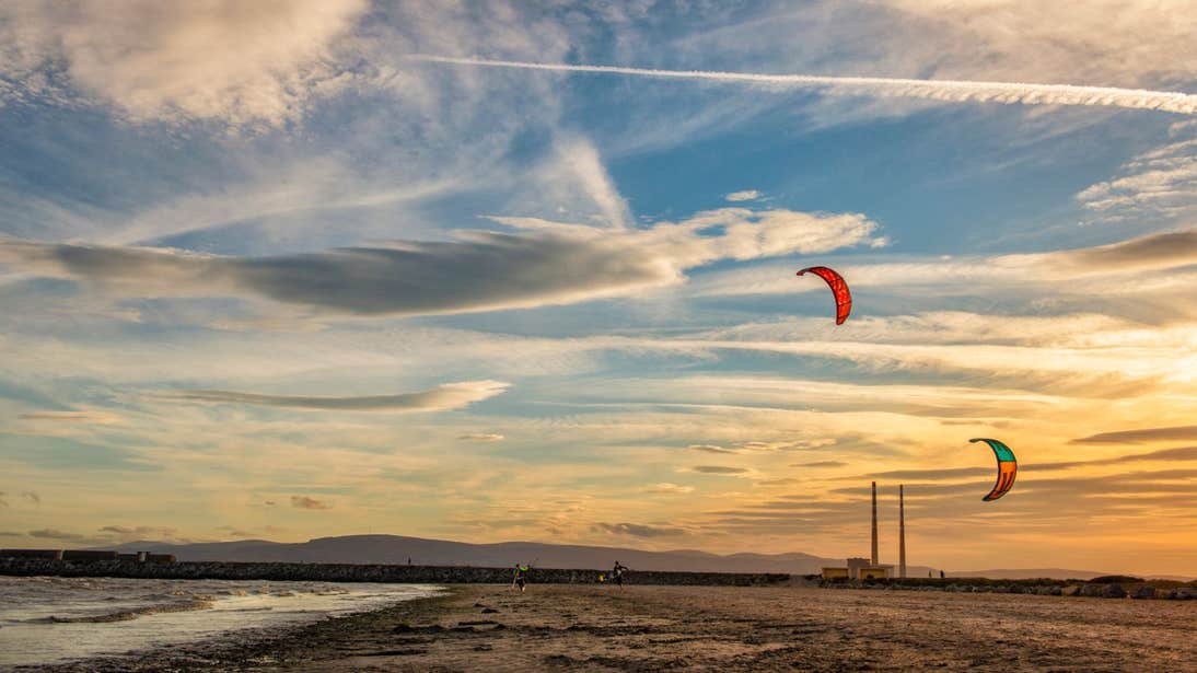 People kitesurfing at Dublin Bay, Dublin