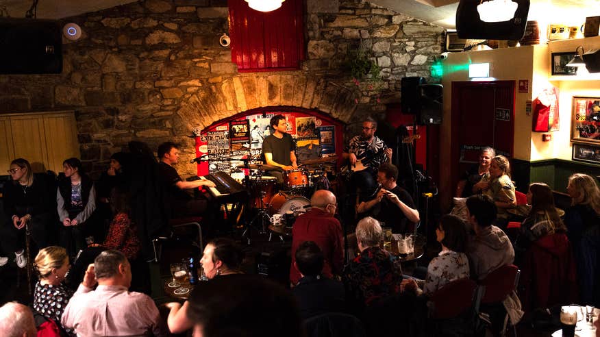 Enjoy live music at Matt Molloy's.