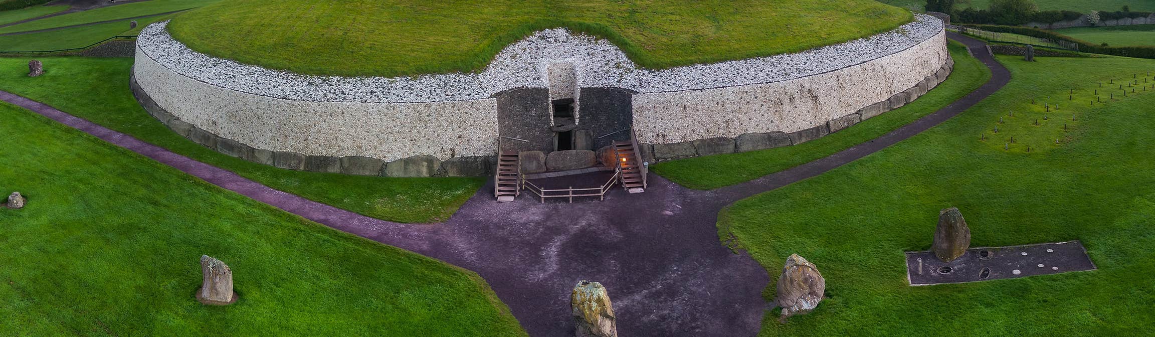 Newgrange, Boyne Valley, Meath