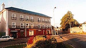 CASTLE ARMS HOTEL