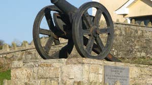 A memorial cannon near Ballinamuck