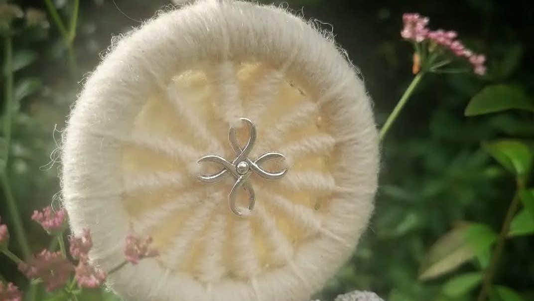 Dorset buttons are an old decorative button-making technique that has been practiced for centuries. These beautiful buttons can be used to enhance clothing and as a decoration for handmade textiles.