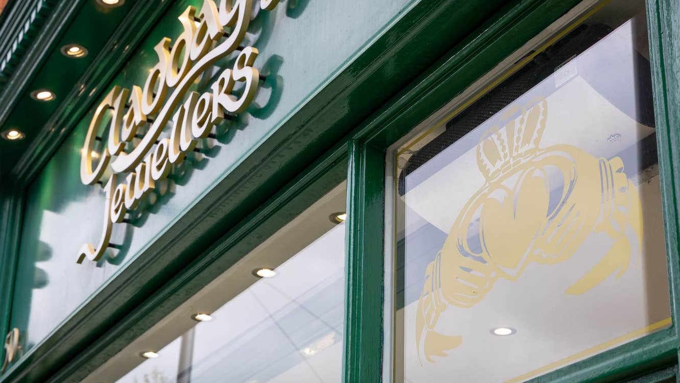 A sign on the front of a jewellery shop called Claddagh Jewellers