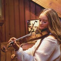 Fiddler Sinead McKenna for TradFest 2025