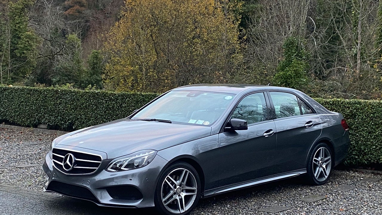 Mercedes car from Executive Chauffeur Drive