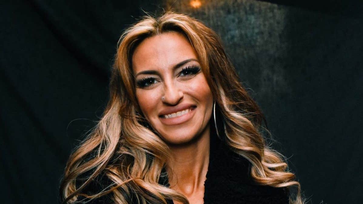 Traveller woman & Irish singer Sharyn Ward