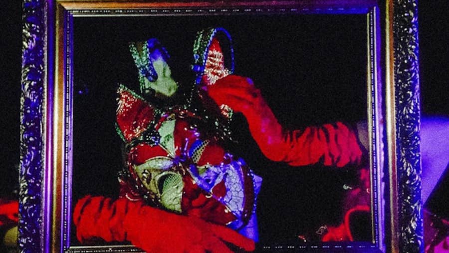 ANTIKA, Harlekino’s antique realm