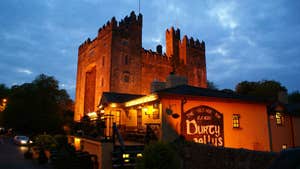 Durty Nellys Exterior